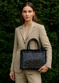 ANDRO MEDIUM TOTE BAG